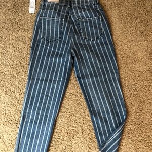 High Waisted Mom Jeans- Pacsun